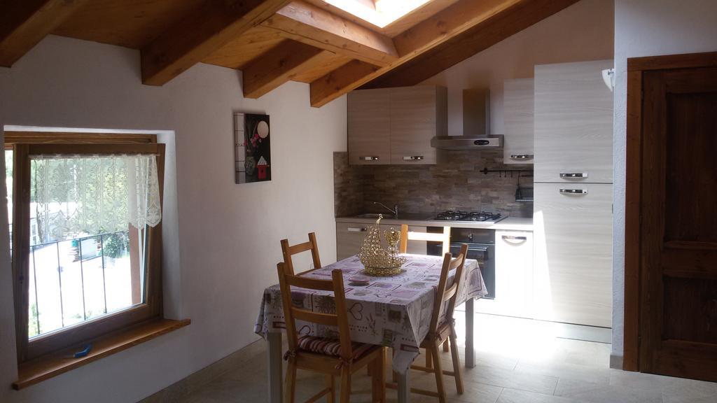Appartement Mansarda Monte Bianco à La Salle Extérieur photo