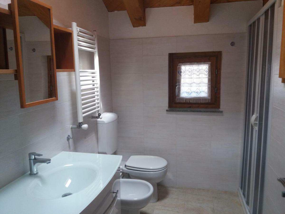 Appartement Mansarda Monte Bianco à La Salle Extérieur photo