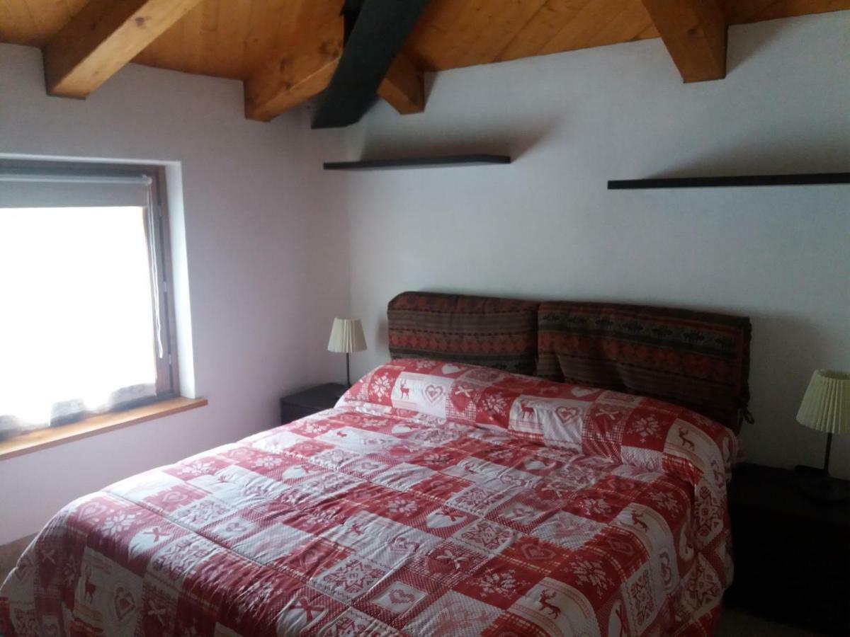 Appartement Mansarda Monte Bianco à La Salle Extérieur photo